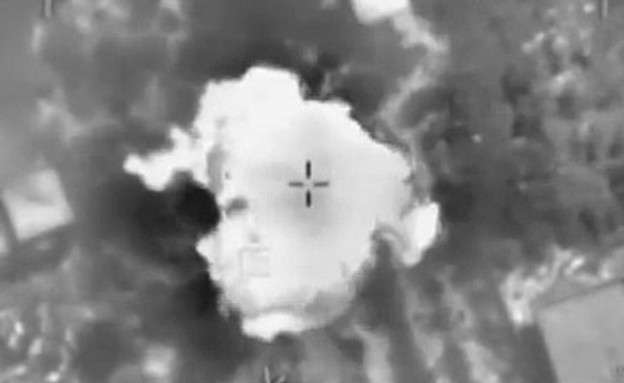 צילום תקיפה מהאוויר (צילום: דובר צה"ל, באדיבות גרעיני החיילים)
