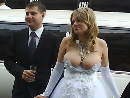 שמלות חתונה (צילום: someecards.com)