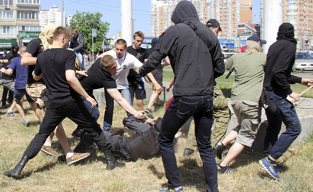 חמישה שוטרים נפצעו. קייב, היום