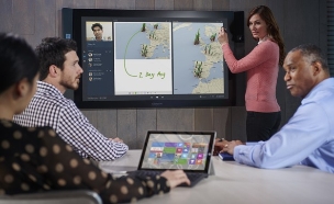 מחשב ה-Surface Hub של מיקרוסופט (צילום: מיקרוסופט)