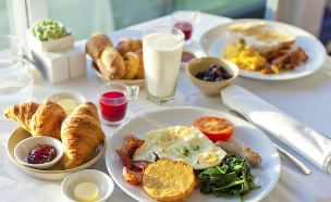 ארוחת בוקר (צילום: אימג'בנק / Thinkstock)