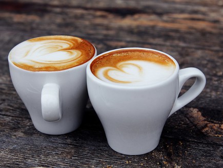 קפה קפוצ'ינו (צילום: Shutterstock,  יחסי ציבור )