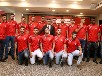 הנבחרת החדשה באדום (אלן שיבר) (צילום: ספורט 5)