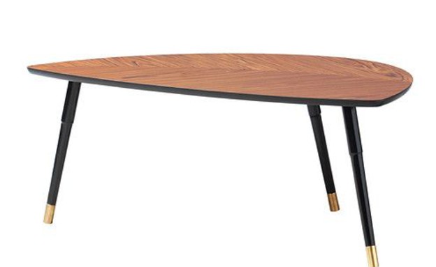 סייל איקאה, שולחן קפה מפורניר עץ צפצפה 195 במקום 345 (צילום: יחצ איקאה)