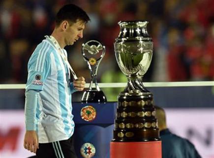 למרות ההפסד לצ'ילה, מסי ראשון (AFP) (צילום: ספורט 5)