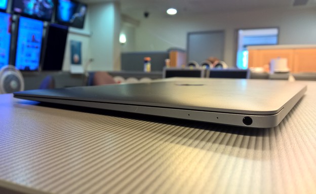 מחשב ה-MacBook 12 של אפל (צילום: יאיר מור, NEXTER)