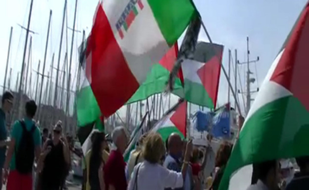 הגעת המשט לחופי איטליה (צילום: חדשות 2)