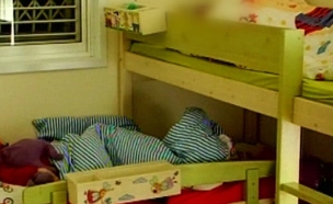 האם מיטות הקומותיים מסוכנות? (צילום: חדשות 2)