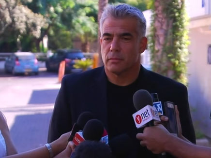 שר האוצר יאיר לפיד שר האוצר יאיר לפיד