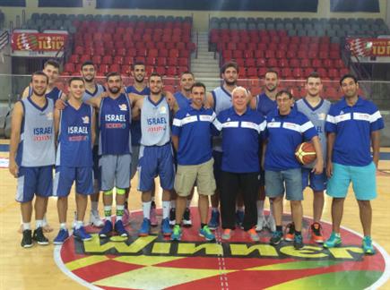 סגל נבחרת ישראל ב' באימון המסכם (איגוד הכדורסל) (צילום: ספורט 5)