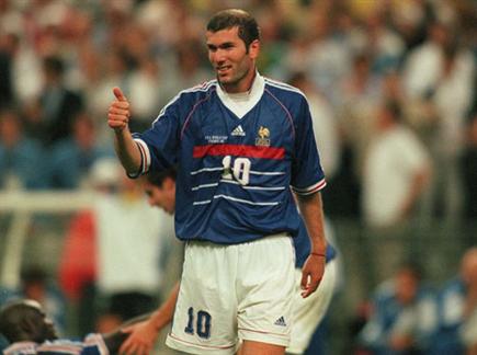 זידאן בגמר גביע העולם 1998 (GETTY) (צילום: ספורט 5)
