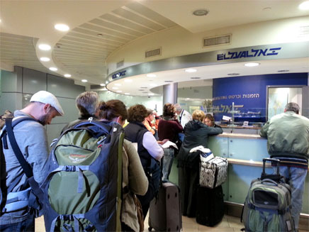 יום השיא בנמל התעופה (צילום: עזרי עמרם, חדשות 2)
