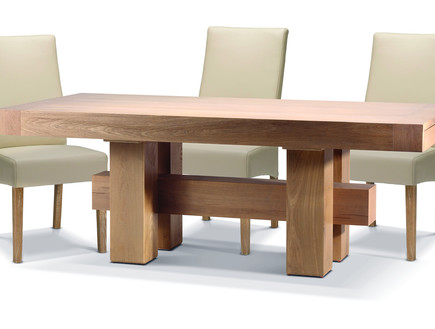 פינת אוכל, שולחן אוכל דגם שאטו מ-4990 שקל לשולחן  (צילום: ישראל כהן)
