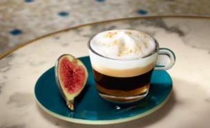 קפה הפוך עם תאנים ודבש (צילום: נספרסו)