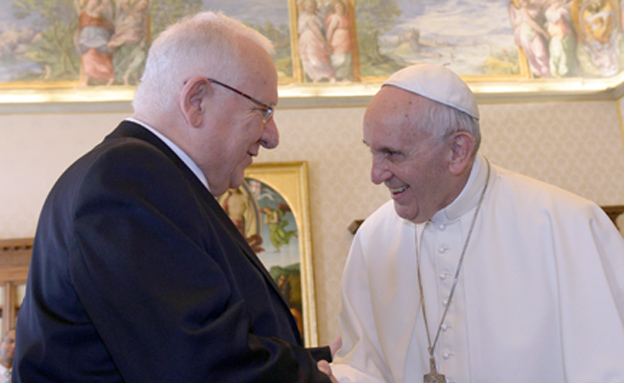 הנשיא נפגש עם האפיפיור בוותיקן (צילום: חיים צח / לע