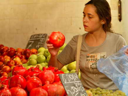 ראש השנה, קניות, שוק, תפוחים, רימונים (צילום: חדשות 2)