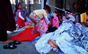 "לא ייתכן שילדים ישכבו ברחוב" (צילום: חדשות 2)