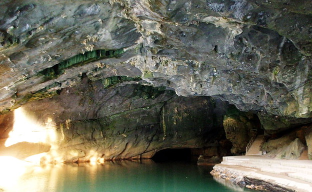 המערה בוויטמאם (צילום: Bùi Thụy Đào Nguyên , ויקיפדיה)