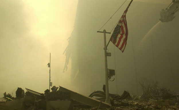 צפו בסיפורים המעניינים של 11.9 לאורך השנים (צילום: רויטרס)