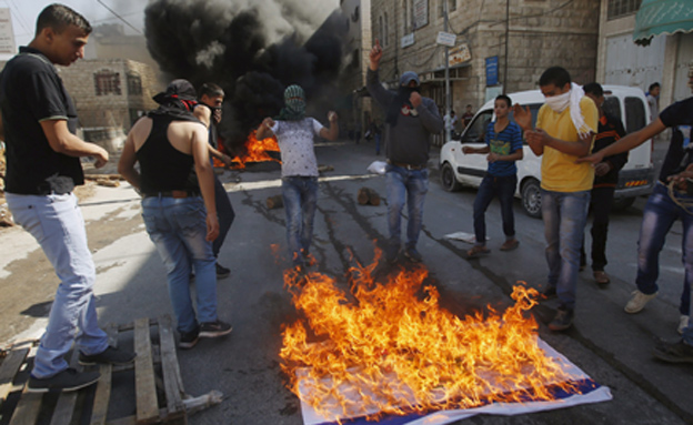 גל טרור בירושלים - ולמשטרה יש מ"מ מפכ"ל (צילום: רויטרס)