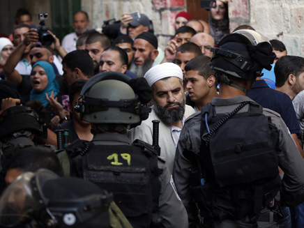 2,100 שוטרים ולוחמים בירושלים במהלך כיפו (צילום: FLASH 90)