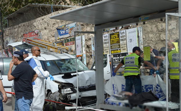 זירת הפיגוע ברחוב מלכי ישראל (צילום: עמוס בן-גרשום / לע"מ)