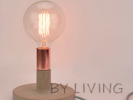 איביי, מנורת שולחן עשויה בטון ונחושת  (1) (צילום: ebay)