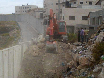 תלולית ליידוי אבנים? שועפאט, אתמול