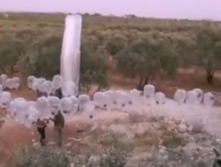 פצצות קונדומים (צילום: דאעש)