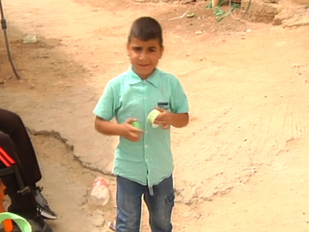 ילד בדואי זכה למימון תרופות (צילום: חדשות 2)