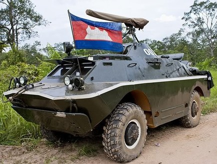 צבא קמבודיה. יוצאים אחת למספר שנים למלחמה (צילום: worldmilitaryintel.blogspot.com)