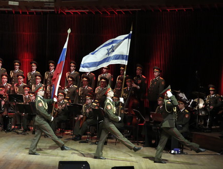 מקהלת הצבא האדום בהופעה, נובמבר 2015