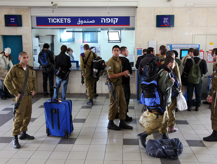 תחנת הרכבת בחיפה (צילום: אבישג שאר-ישוב לפלאש 90)