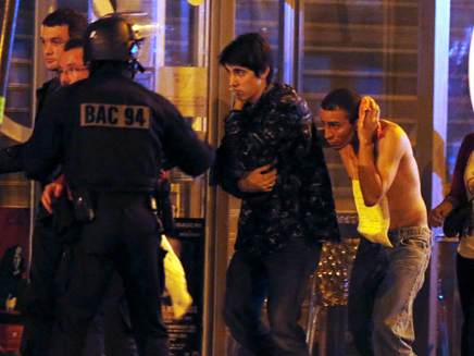 זירת אחד הפיגועים בפריז