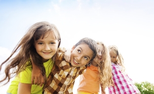 חבורת ילדים (צילום: אימג'בנק / Thinkstock)