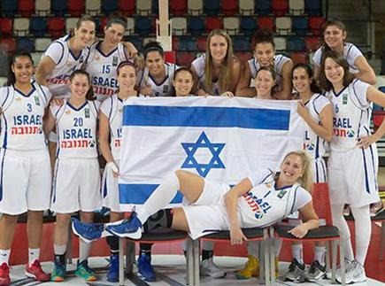 מייצגות את המדינה. נבחרת הנשים (איגוד הכדורסל) (צילום: ספורט 5)