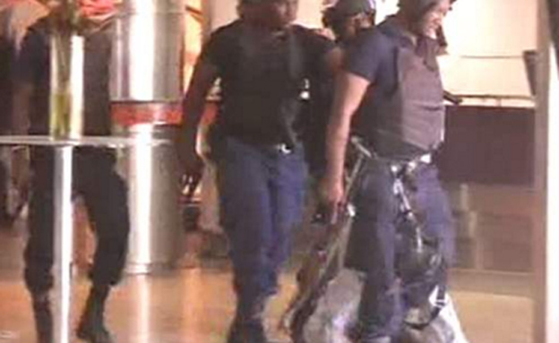הרוגים ובני ערובה במלון במאלי (צילום: sky news)