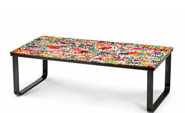 שולחן מדגם ALPHABET ברשת URBAN. מחיר 290 שח במקום  (צילום: ישראל כהן)