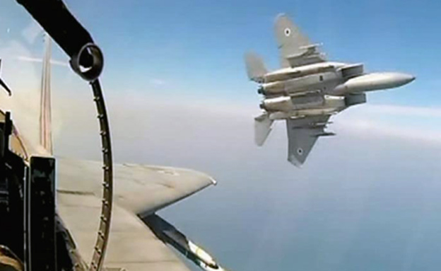 תיעוד: השתלטות על F16 שנפגע בקרב