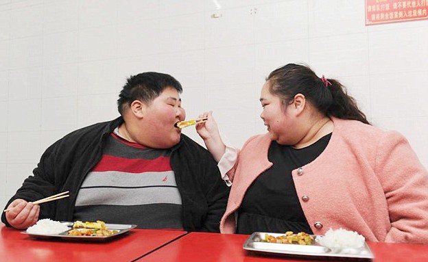 זוג סיני שמן (צילום: CEN)
