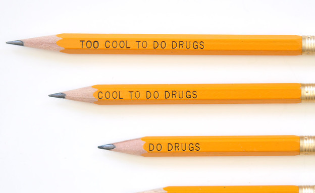 עפרון למלחמה בסמים.  (צילום: etsy)