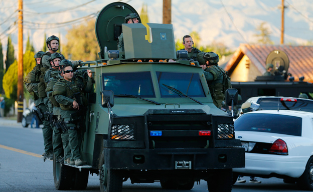 שוטרים בקליפורניה (צילום: רויטרס)