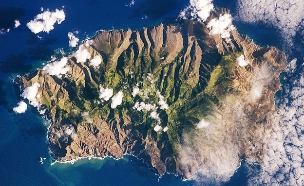 האי סנט הלנה (צילום: NASA)