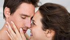 זוג מתנשק (צילום: אימג'בנק / Thinkstock)