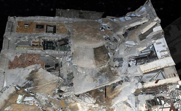 הבניין שהופצץ בדמשק (צילום: סוכנות הידיעות הסורית)