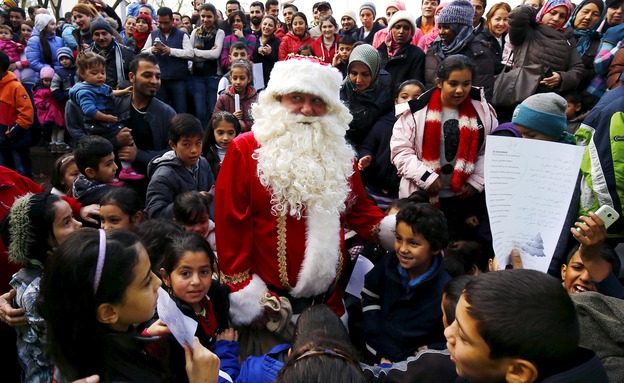 חג מולד על רקע משבר הפליטים. גרמניה (צילום: רויטרס)