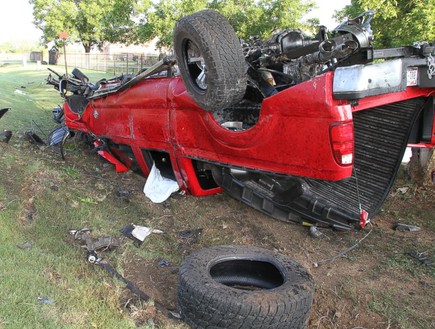 הרכב של איתן שהתרסק (צילום:  Tarrant County Sheriff's Office)