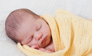 תינוקת, אילוסטרציה (צילום: Shchipkova Elena, Shutterstock)