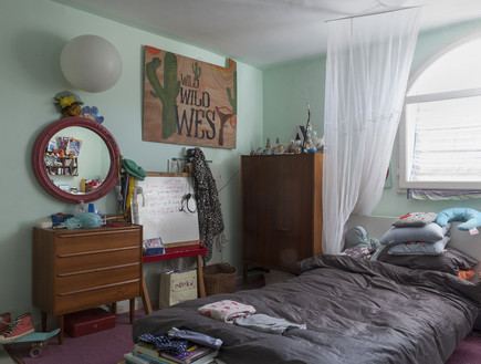 אורית חביב, חדר שינה הורים (צילום: הגר דופלט)