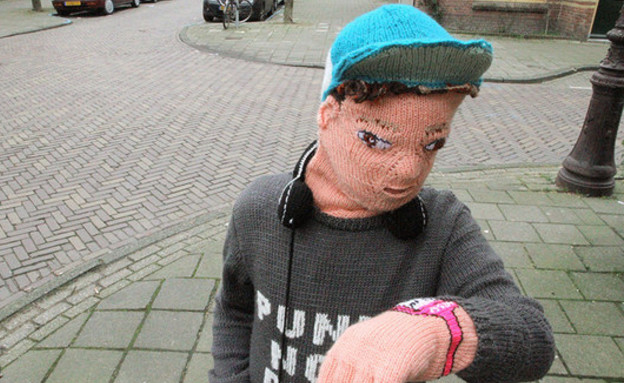 בובה של הבן (צילום: clubgeluk.nl)